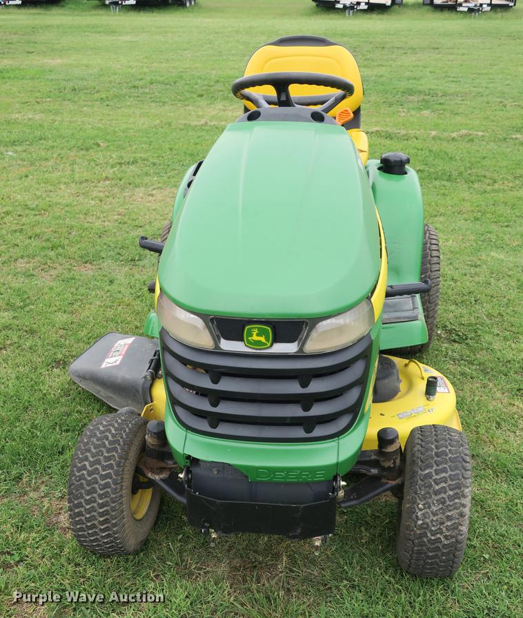image for item EK9702 2008 John Deere X304 lawn mower