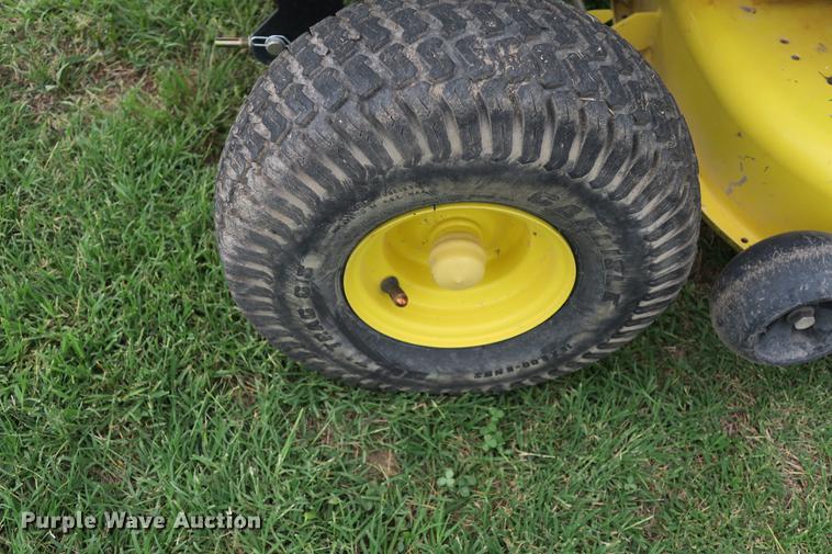 image for item EK9702 2008 John Deere X304 lawn mower