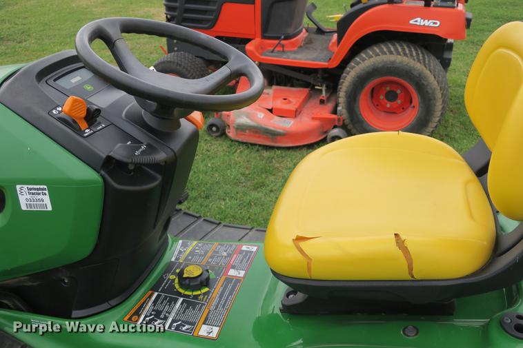 image for item EK9702 2008 John Deere X304 lawn mower