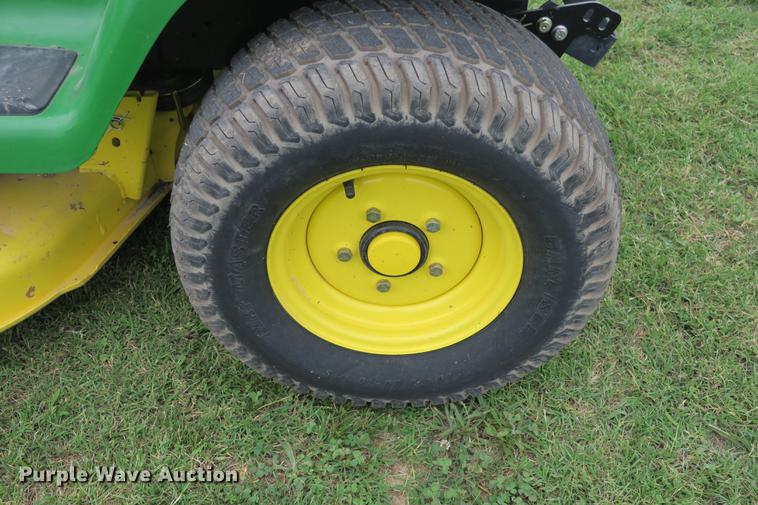 image for item EK9702 2008 John Deere X304 lawn mower