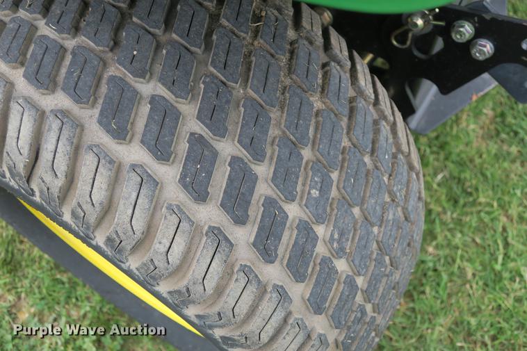 image for item EK9702 2008 John Deere X304 lawn mower