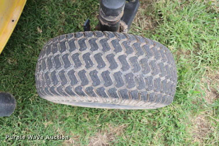 image for item EK9702 2008 John Deere X304 lawn mower