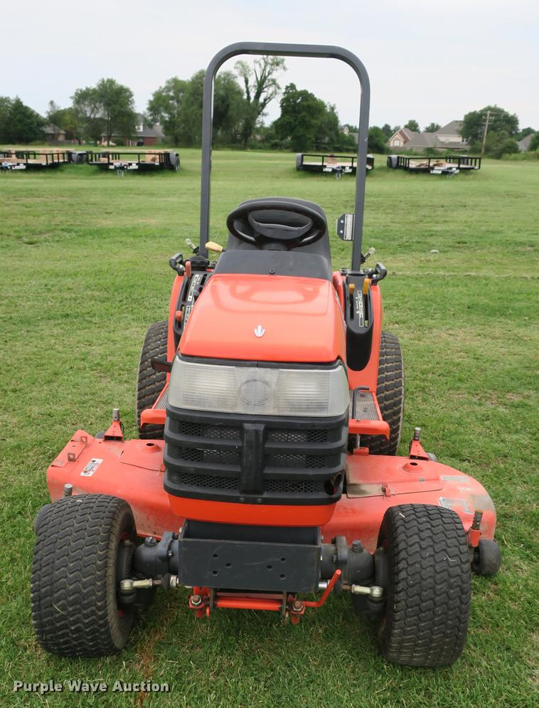image for item EK9703 Kubota BX2200D tractor