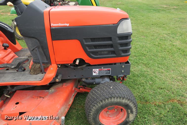 image for item EK9703 Kubota BX2200D tractor