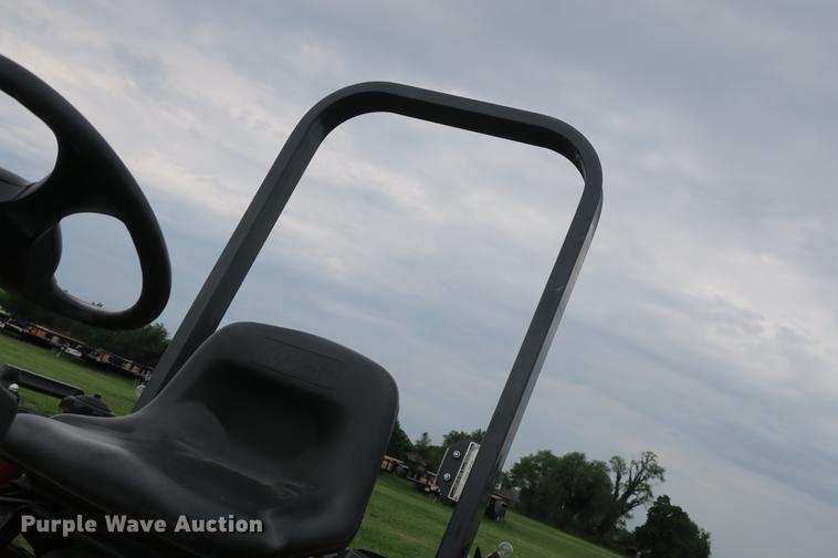 image for item EK9703 Kubota BX2200D tractor