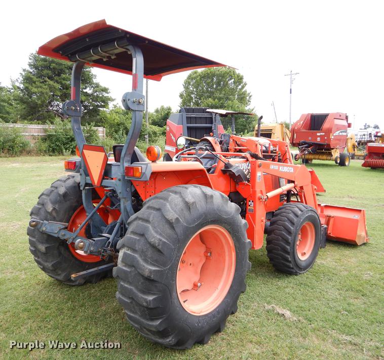 image for item EK9704 2006 Kubota MX5000 MFWD tractor