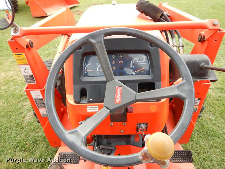 image for item EK9704 2006 Kubota MX5000 MFWD tractor