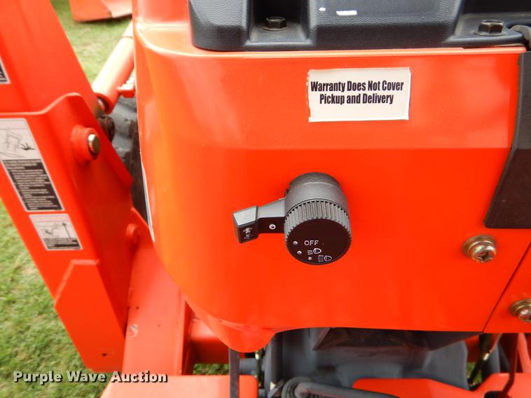 image for item EK9704 2006 Kubota MX5000 MFWD tractor