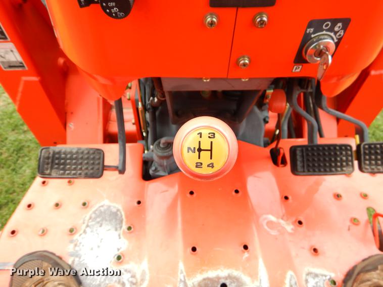 image for item EK9704 2006 Kubota MX5000 MFWD tractor