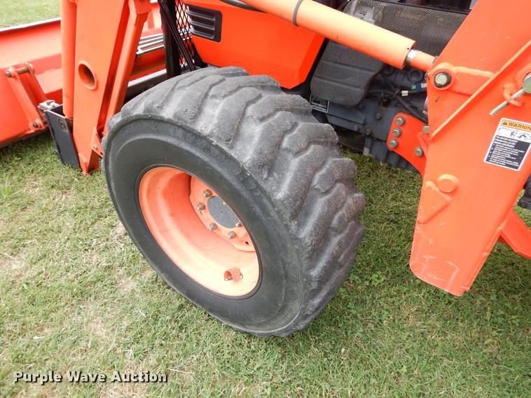 image for item EK9704 2006 Kubota MX5000 MFWD tractor