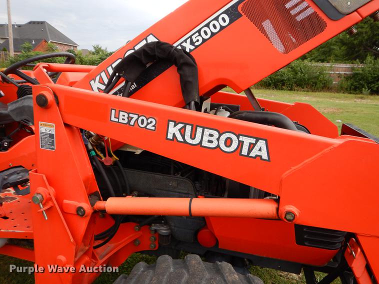 image for item EK9704 2006 Kubota MX5000 MFWD tractor