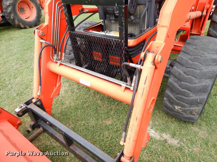 image for item EK9704 2006 Kubota MX5000 MFWD tractor
