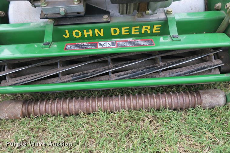 image for item EK9705 John Deere 220A greens mower