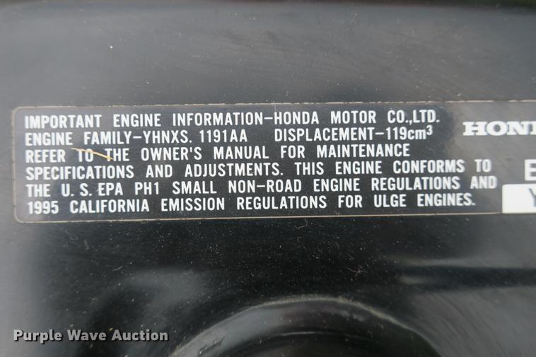 image for item EK9705 John Deere 220A greens mower