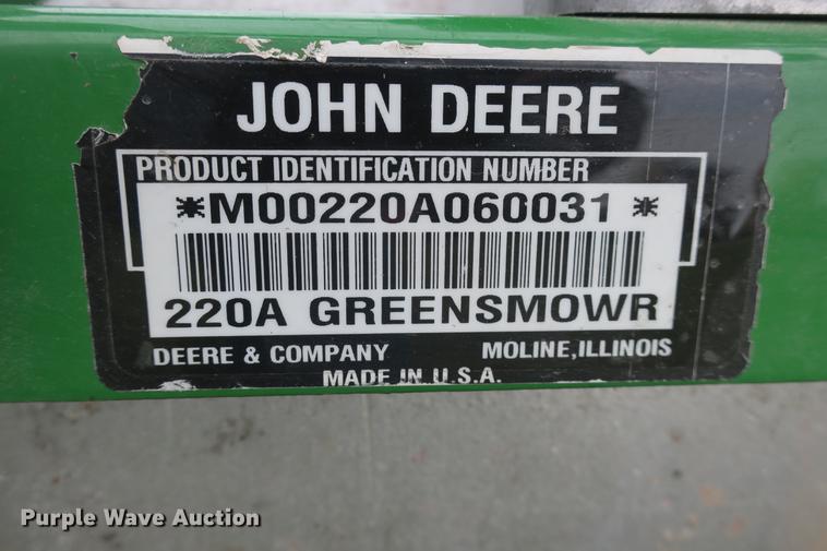 image for item EK9705 John Deere 220A greens mower