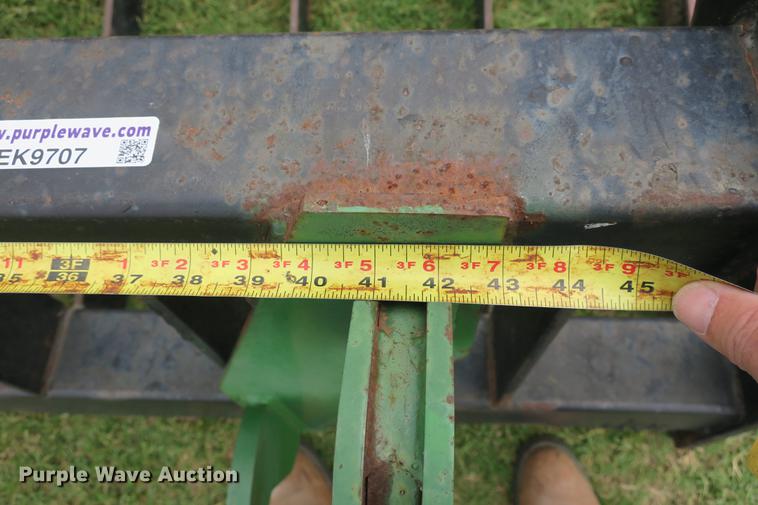 image for item EK9707 Skid steer grapple bucket