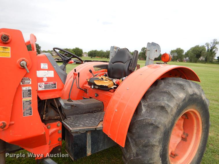 image for item EK9708 2002 Kubota M9000 MFWD Low Profile tractor