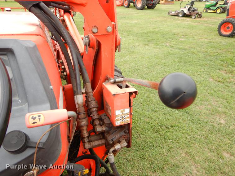 image for item EK9708 2002 Kubota M9000 MFWD Low Profile tractor