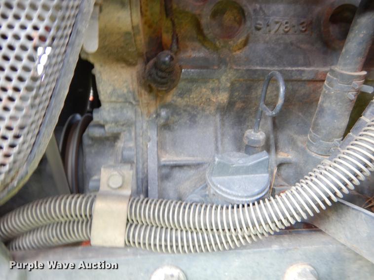 image for item EK9708 2002 Kubota M9000 MFWD Low Profile tractor