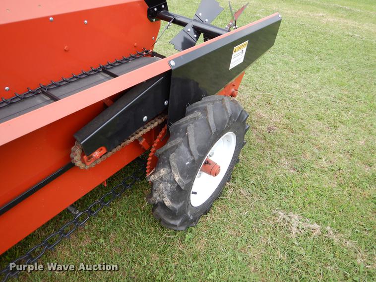image for item EK9709 Pequea 35G manure spreader
