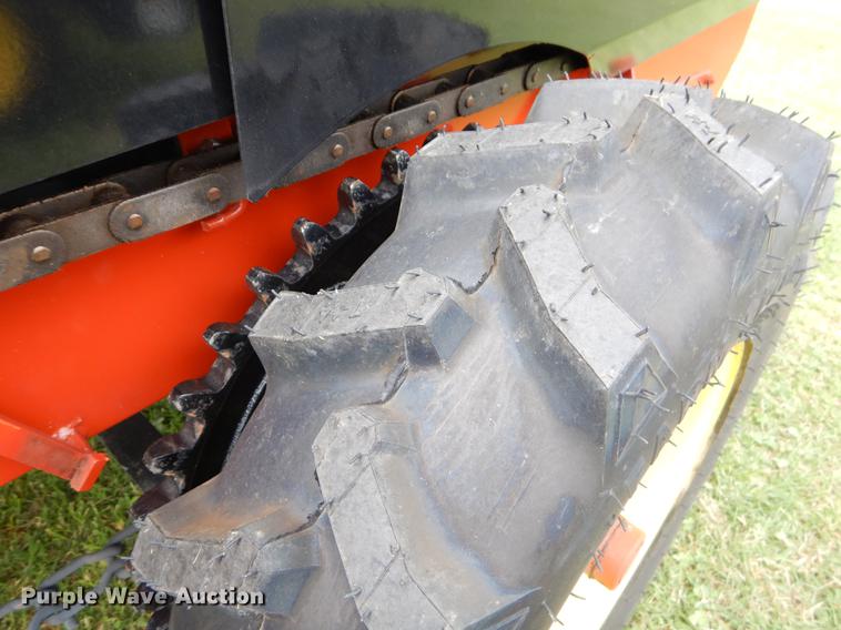 image for item EK9711 Pequea 50G manure spreader