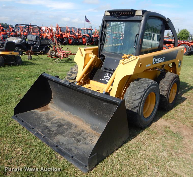 image for item EK9720 John Deere skid steer