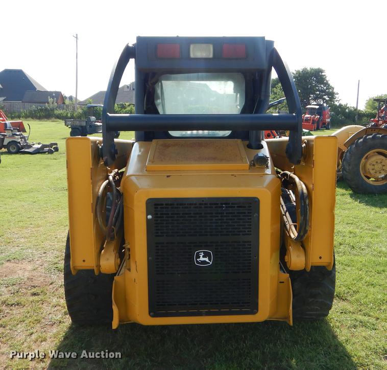 image for item EK9720 John Deere skid steer