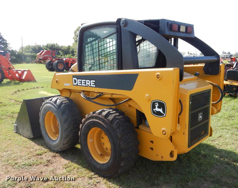 image for item EK9720 John Deere skid steer