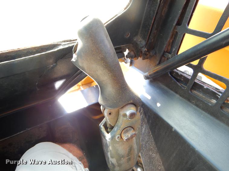 image for item EK9720 John Deere skid steer