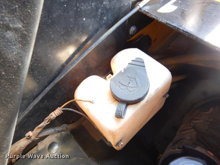 image for item EK9720 John Deere skid steer