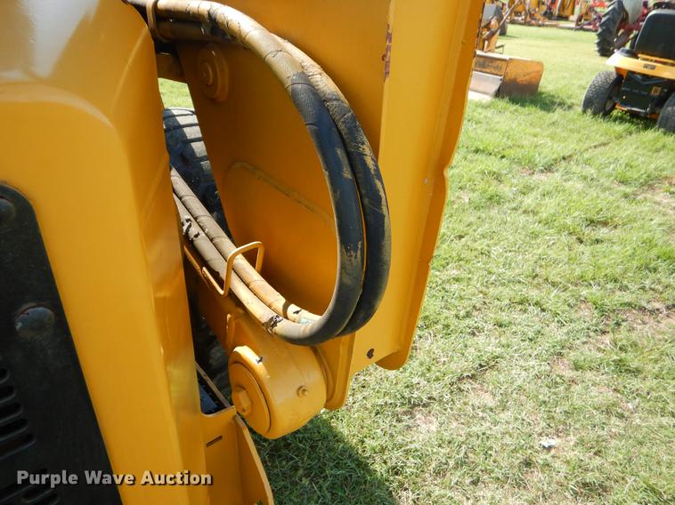 image for item EK9720 John Deere skid steer