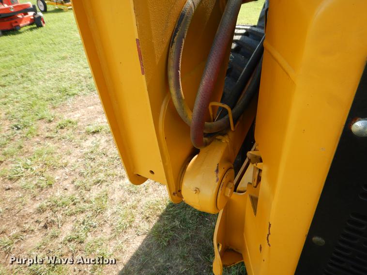 image for item EK9720 John Deere skid steer