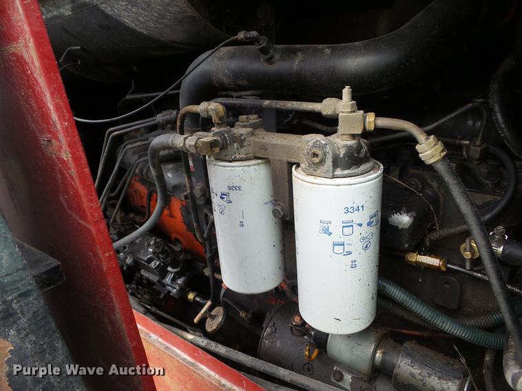 image for item L5683 1984 International 5288 MFWD tractor