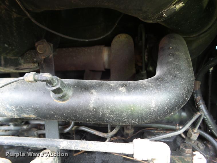 image for item L5683 1984 International 5288 MFWD tractor