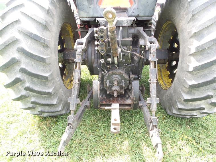 image for item L5683 1984 International 5288 MFWD tractor