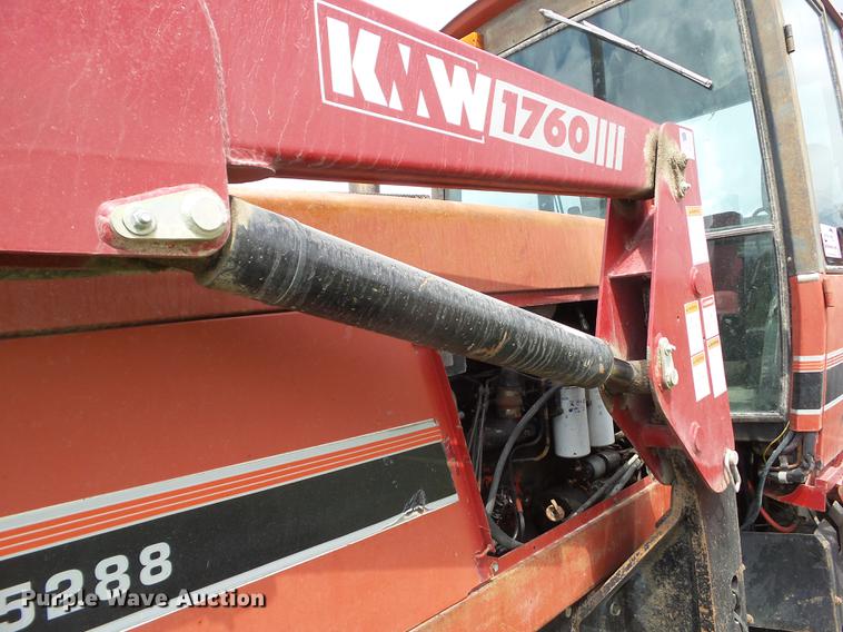 image for item L5683 1984 International 5288 MFWD tractor