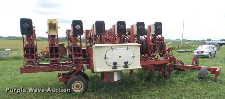 image for item L5684 Case IH Cyclo Air 800 planter