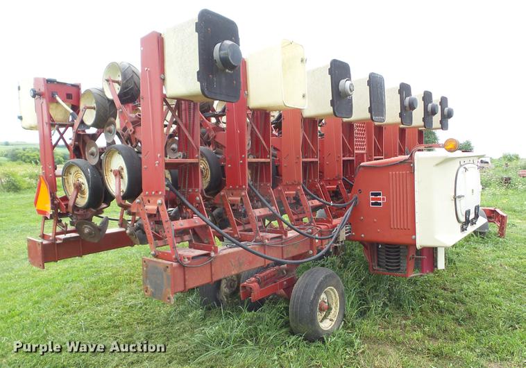image for item L5684 Case IH Cyclo Air 800 planter