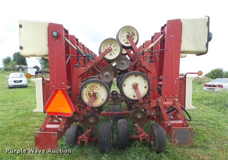 image for item L5684 Case IH Cyclo Air 800 planter