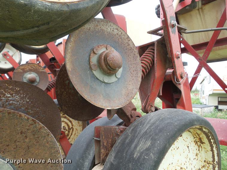 image for item L5684 Case IH Cyclo Air 800 planter