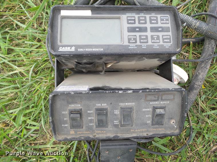 image for item L5684 Case IH Cyclo Air 800 planter