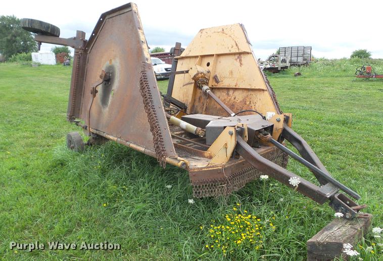 image for item L5685 Batwing rotary mower