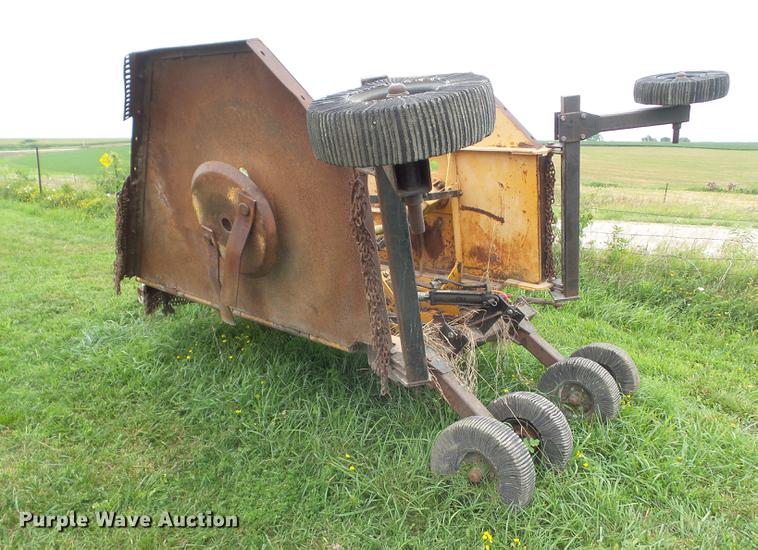 image for item L5685 Batwing rotary mower
