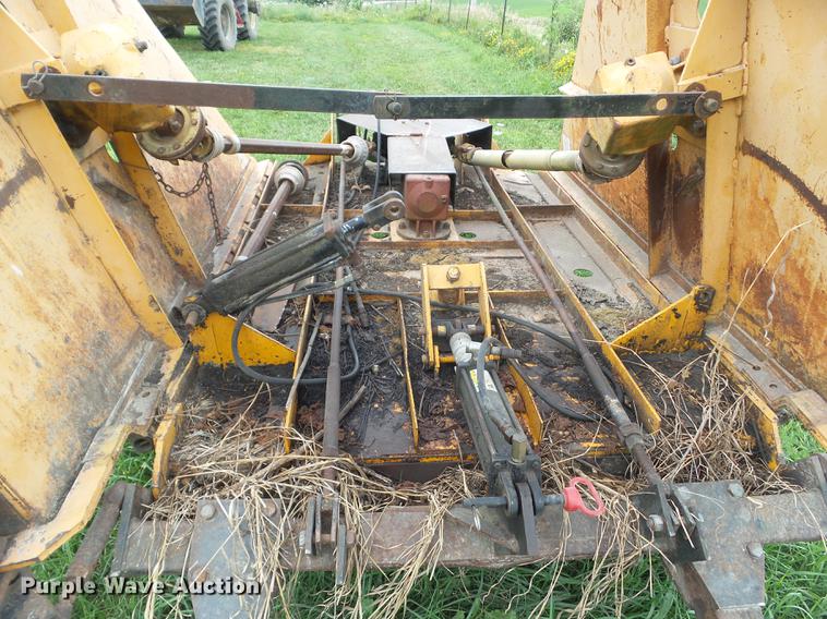 image for item L5685 Batwing rotary mower