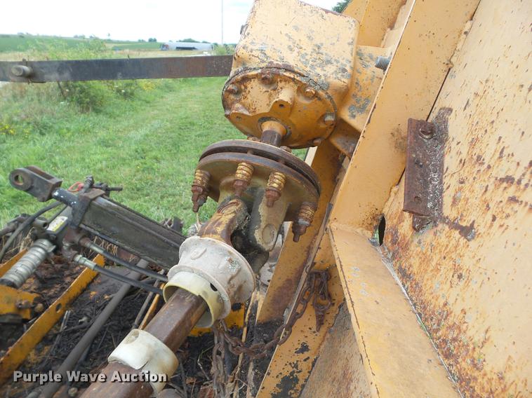 image for item L5685 Batwing rotary mower