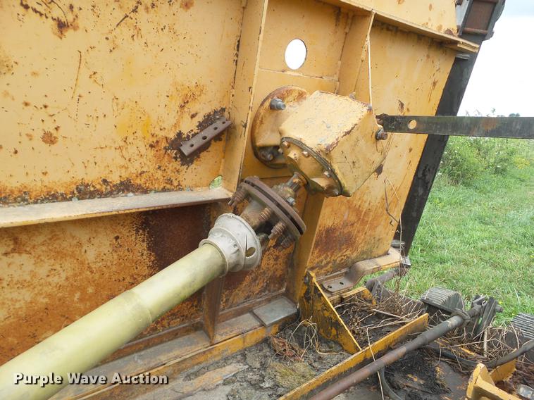 image for item L5685 Batwing rotary mower