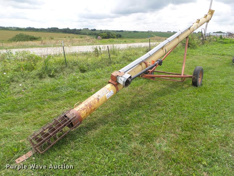 image for item L5686 Westfield WR100-31 grain auger