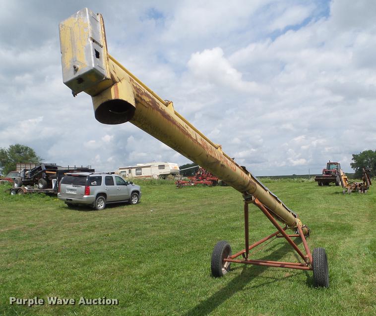 image for item L5686 Westfield WR100-31 grain auger