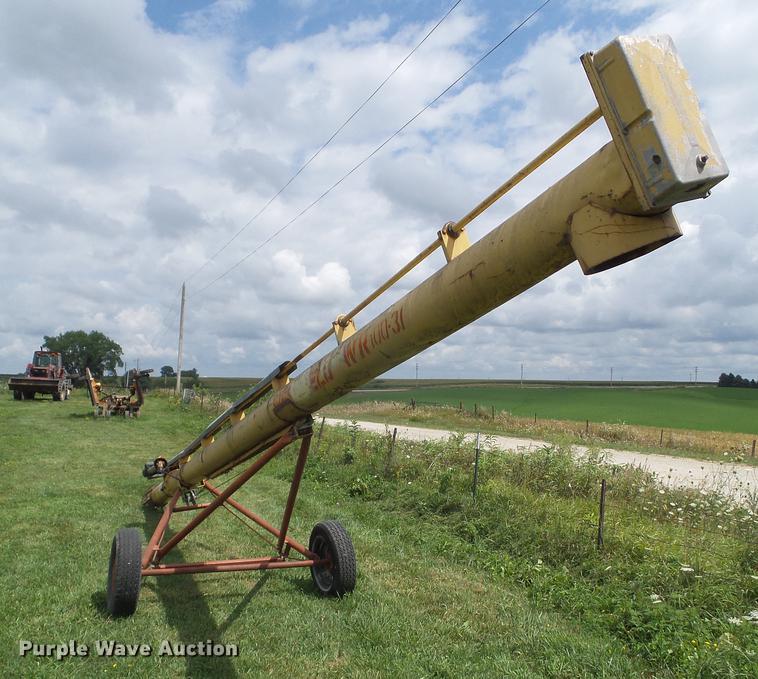 image for item L5686 Westfield WR100-31 grain auger