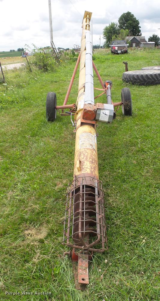 image for item L5686 Westfield WR100-31 grain auger